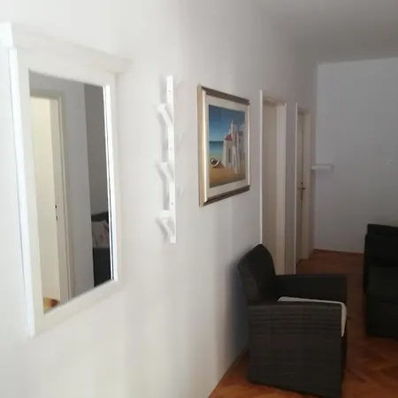 Apartman Apartment *