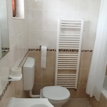 Apartment Apartman *