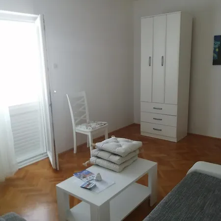 Apartment * Rab Town