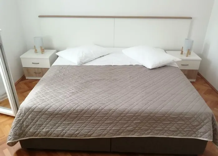 Apartment 아파트 *