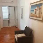 Apartment Apartment