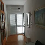 Apartment Apartment