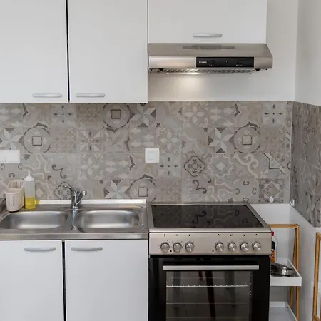 Apartment * ראב