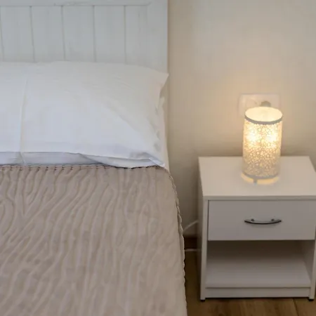 Apartman Apartment Rab Town